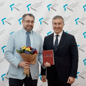 Награждение аттестатом2б